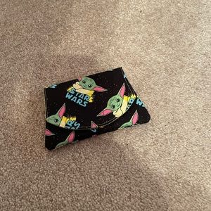 star wars mandalorian grogu ( baby yoda) card case. new